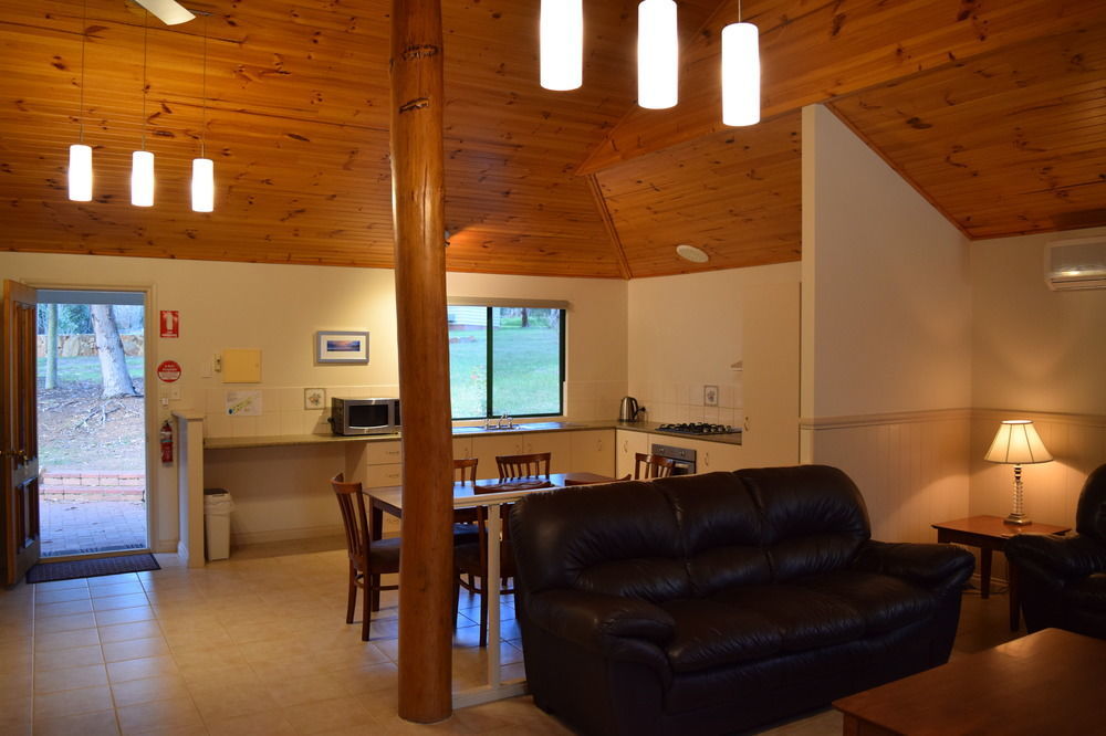 Bushy Lake Chalets Margaret River Exteriör bild