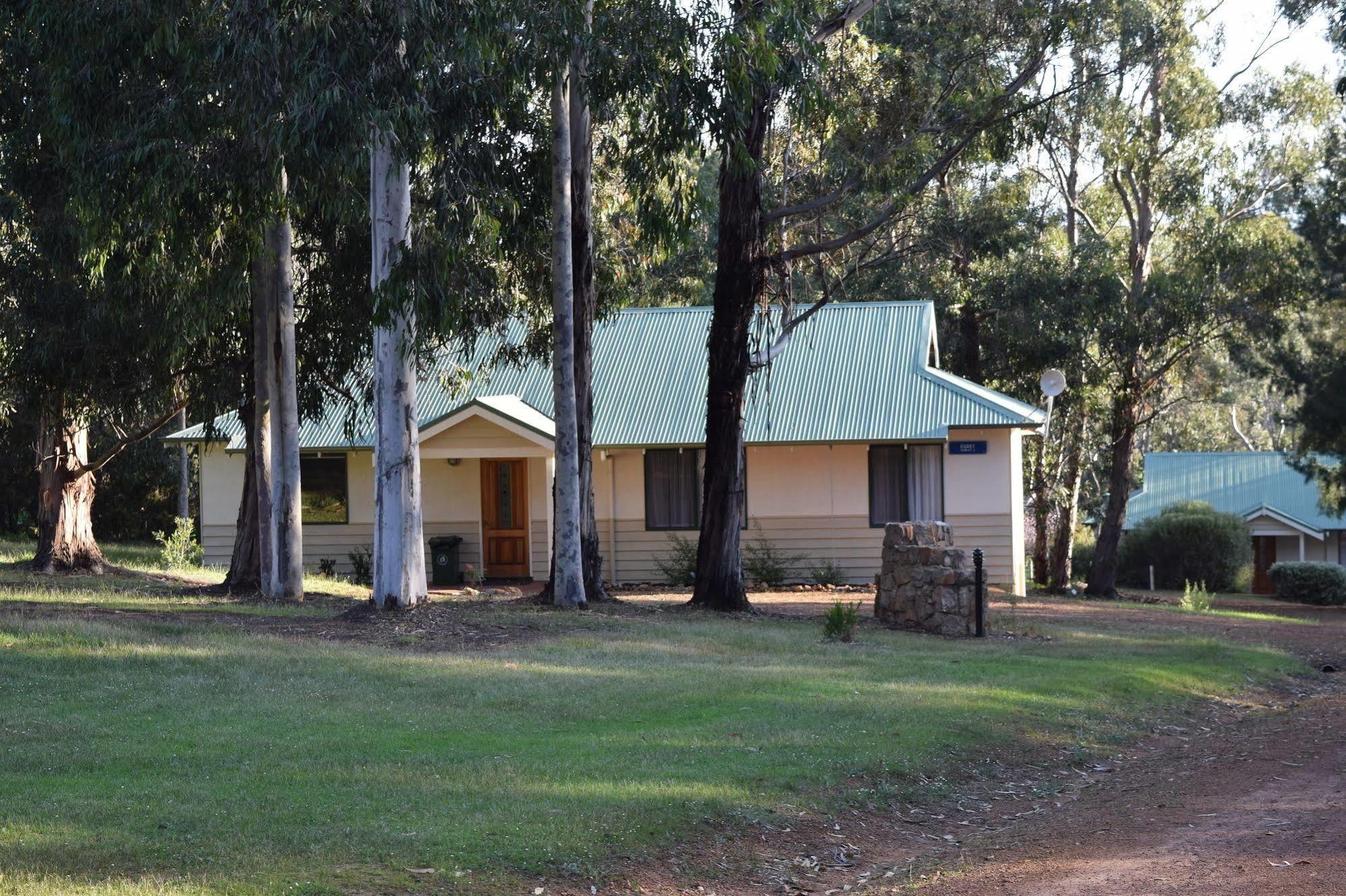 Bushy Lake Chalets Margaret River Exteriör bild