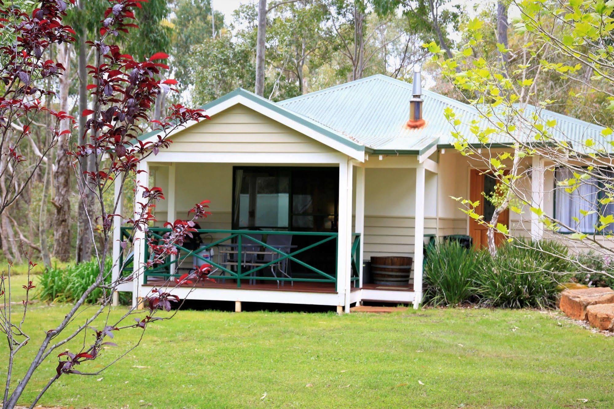 Bushy Lake Chalets Margaret River Exteriör bild