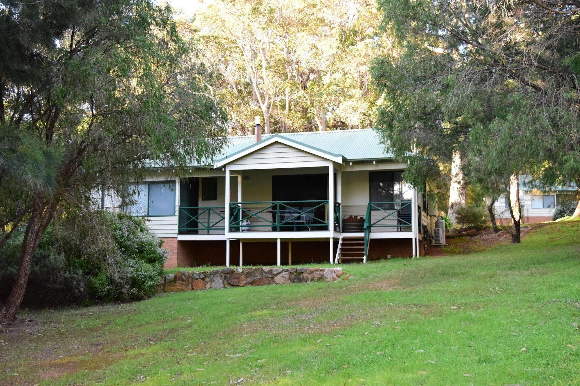 Bushy Lake Chalets Margaret River Exteriör bild