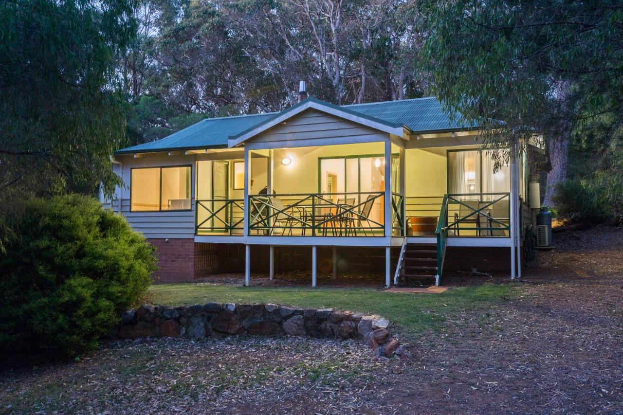 Bushy Lake Chalets Margaret River Exteriör bild